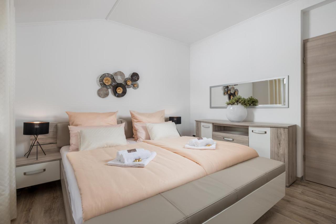 Nobis Appartement Rijeka Buitenkant foto